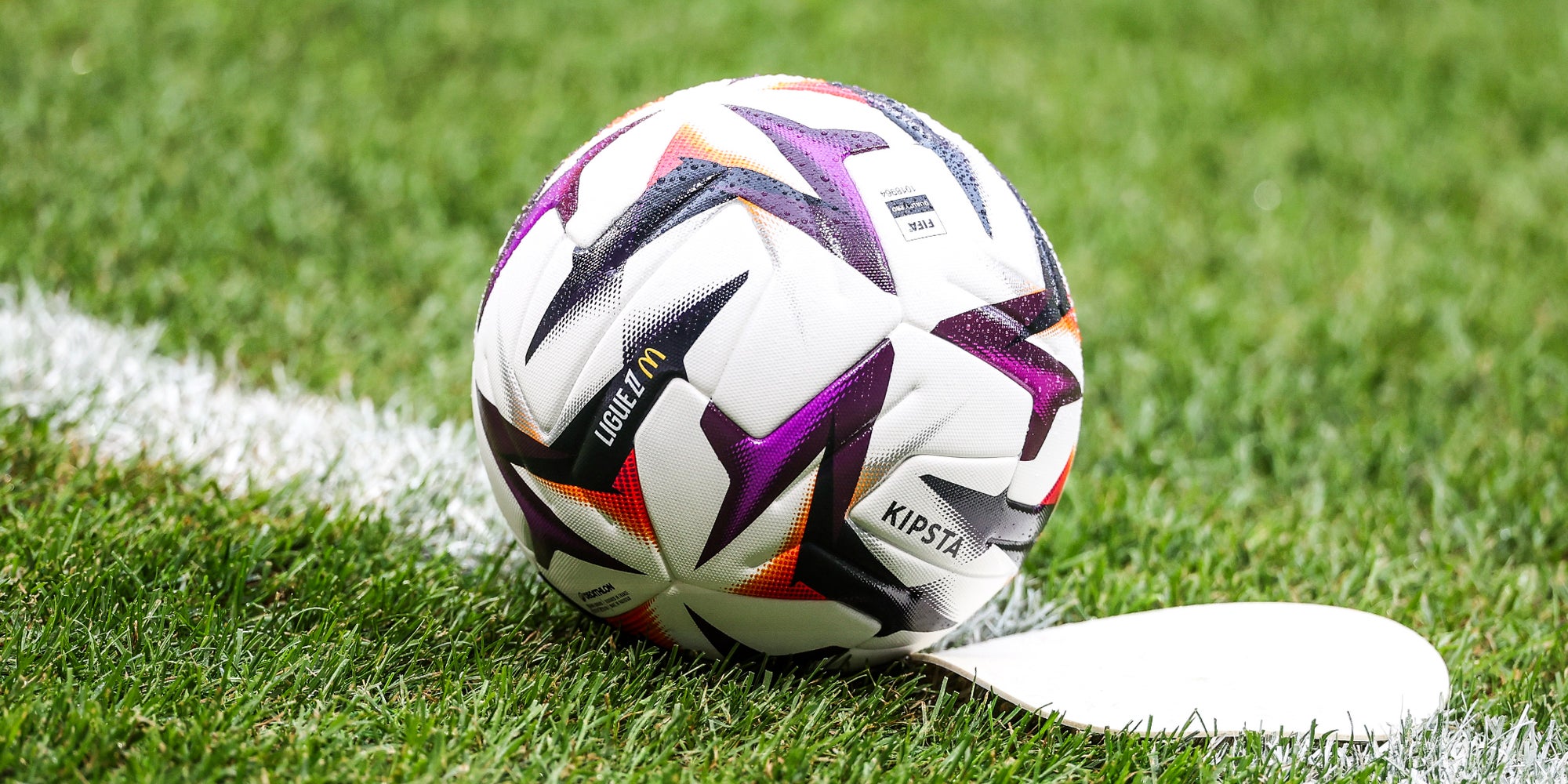 Envie de suivre 100% des matchs de Ligue 1 ? Tout se passe sur Ligue 1+.