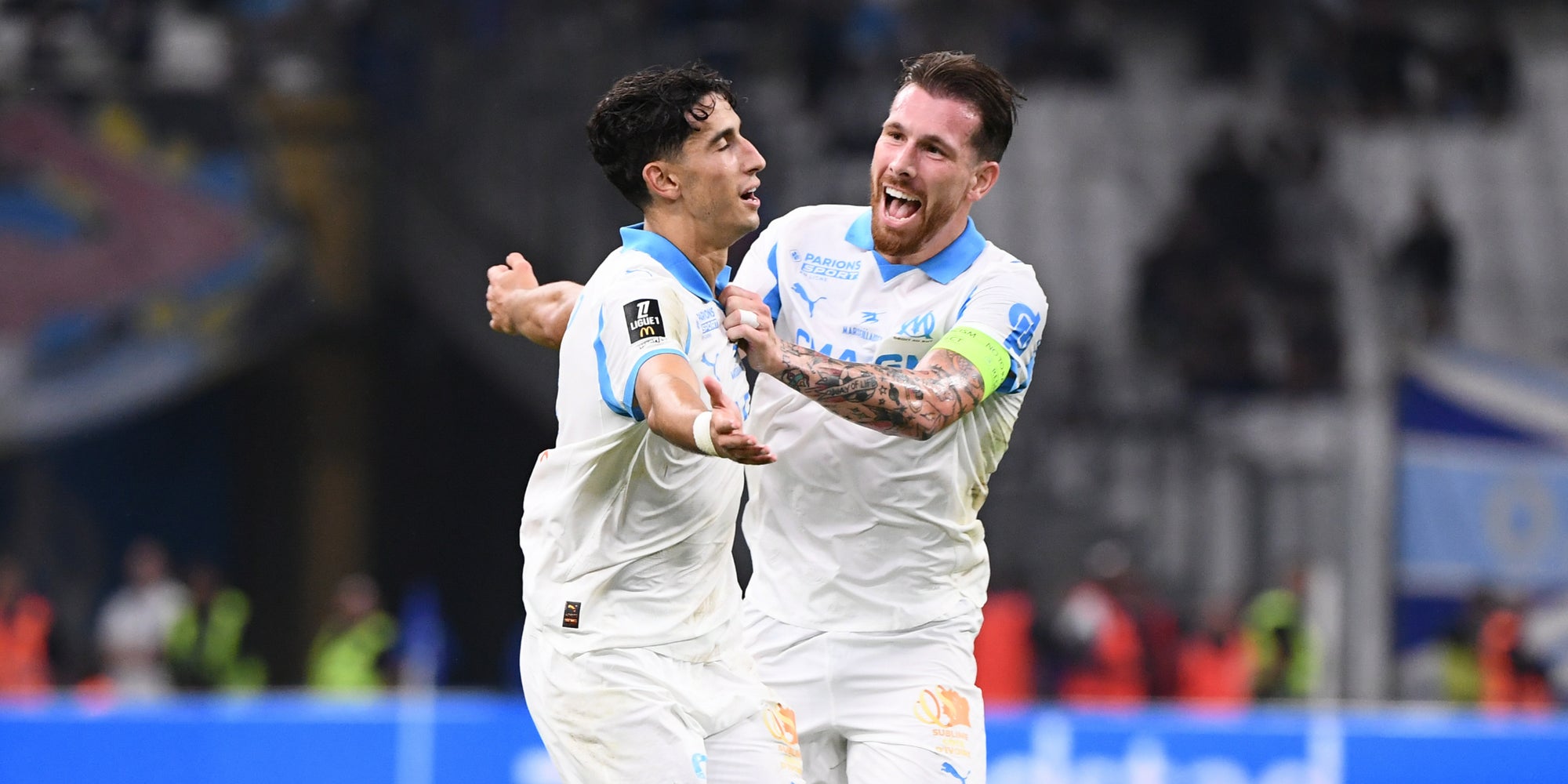 Nayef Aguerd et Pierre-Émile Hojbjerg lors du match de Ligue 1 entre l'Olympique de Marseille et le FC Lorient, le 12 septembre au Stade Vélodrome.