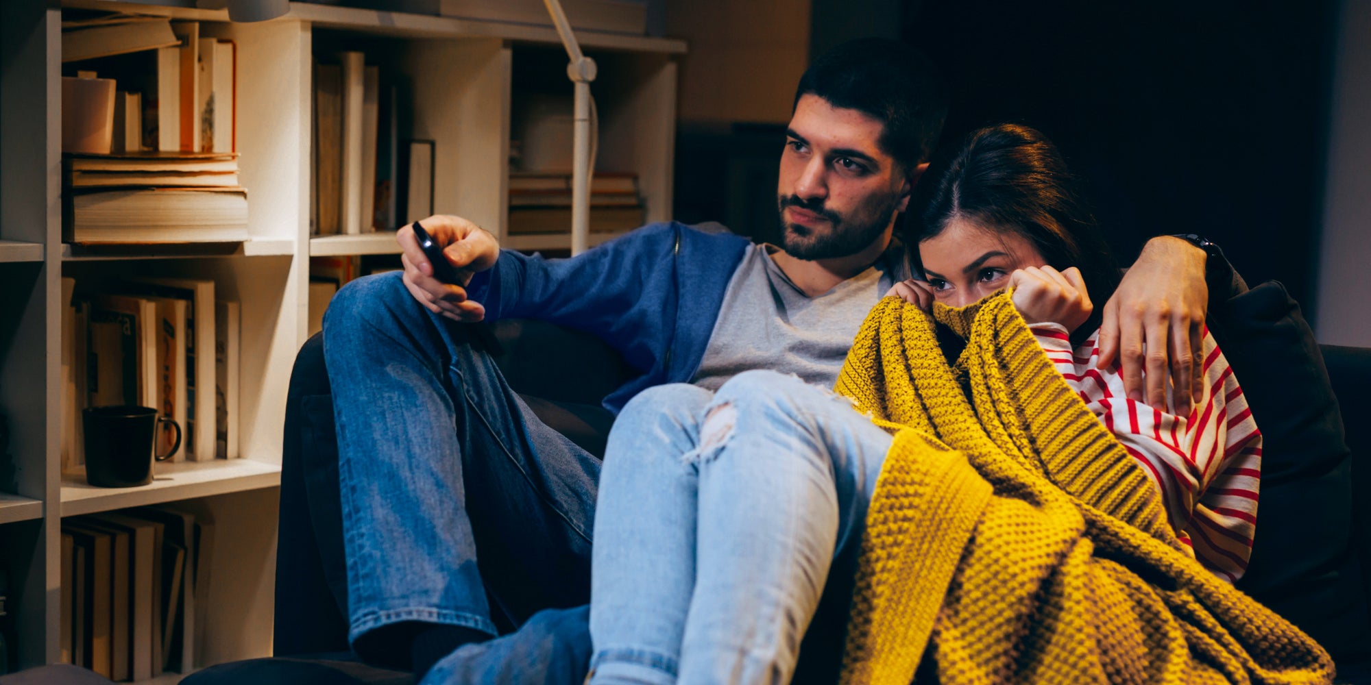 Vous n'avez maintenant plus besoin de vous encombrer de plusieurs télécommandes grâce à l'app SFR TV !