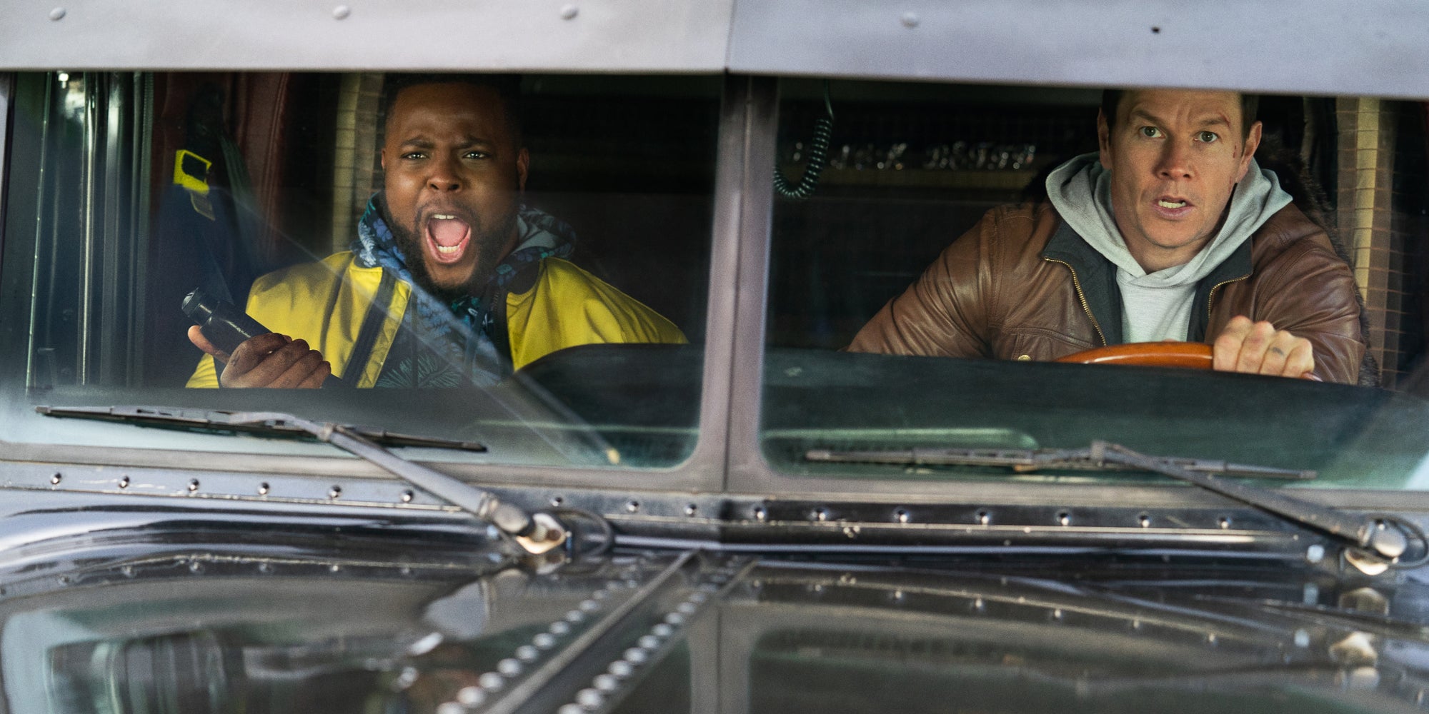 Mark Walhberg et Winston Duke sont au volant du blockbuster Spenser Confidential sur Netflix
