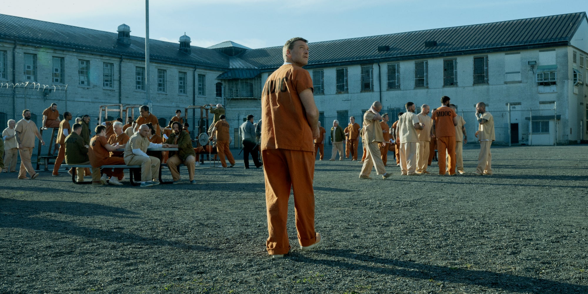 Sam Worthington dans la série "Sur les traces" ("I Will Find You"), disponible le 18 juin sur Netflix.