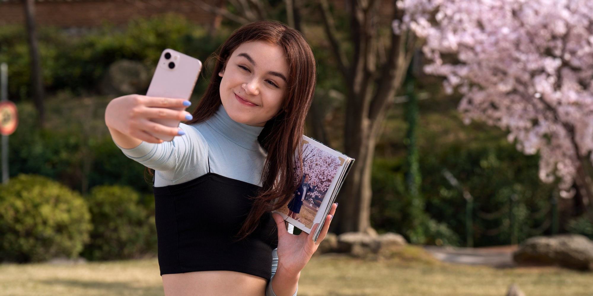 Kitty, petite sœur de Lara Jean, part vivre sa propre vie et ses propres aventures dans une série spin-off. 