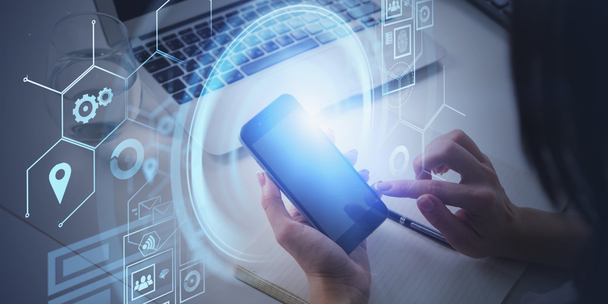 L'eSIM vient remplacer la carte SIM traditionnelle sur les smartphones.