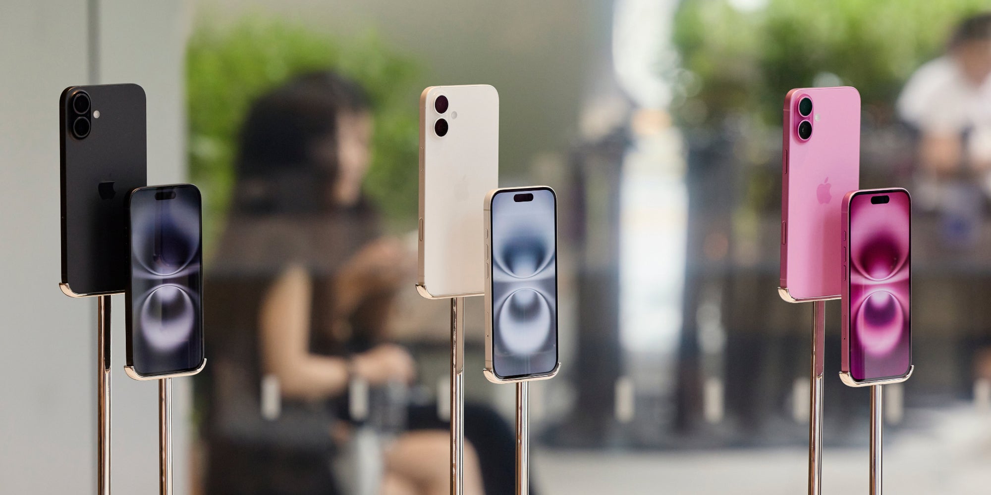 Et si la face arrière de l'iPhone affichait des informations à l'avenir ?