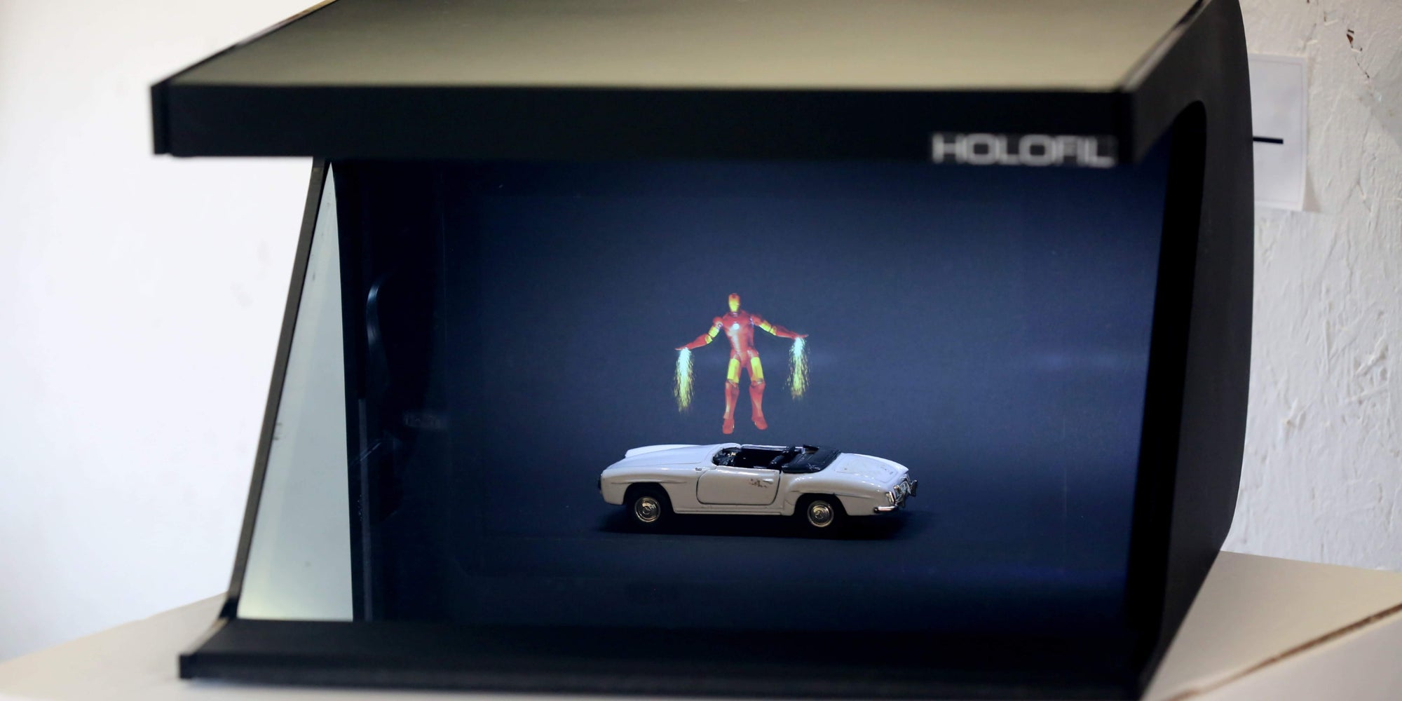 Holofil, start-up néerlandaise développant la publicité holographique, était présente au salon Viva Technology 2019.