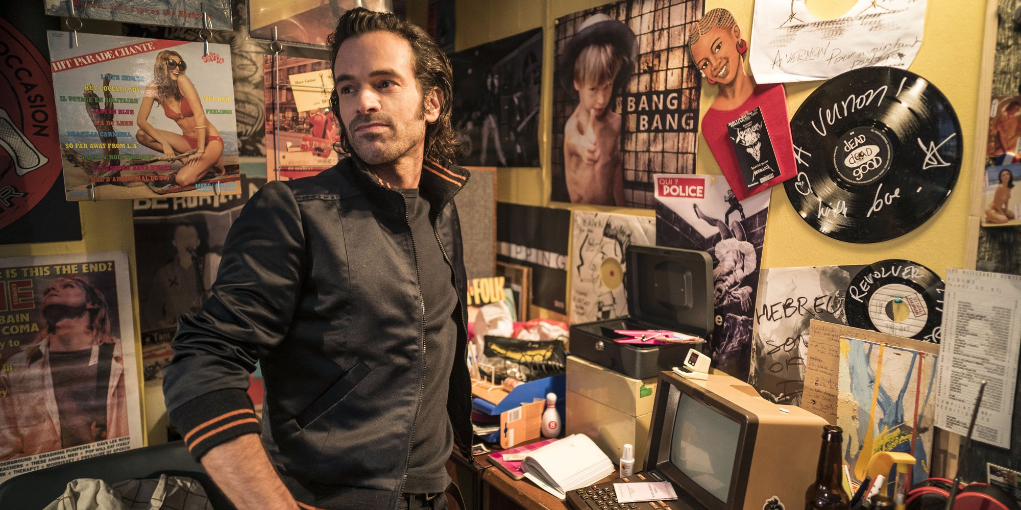 Romain Duris incarne le héros de Virginie Despentes dans Vernon Subutex. 