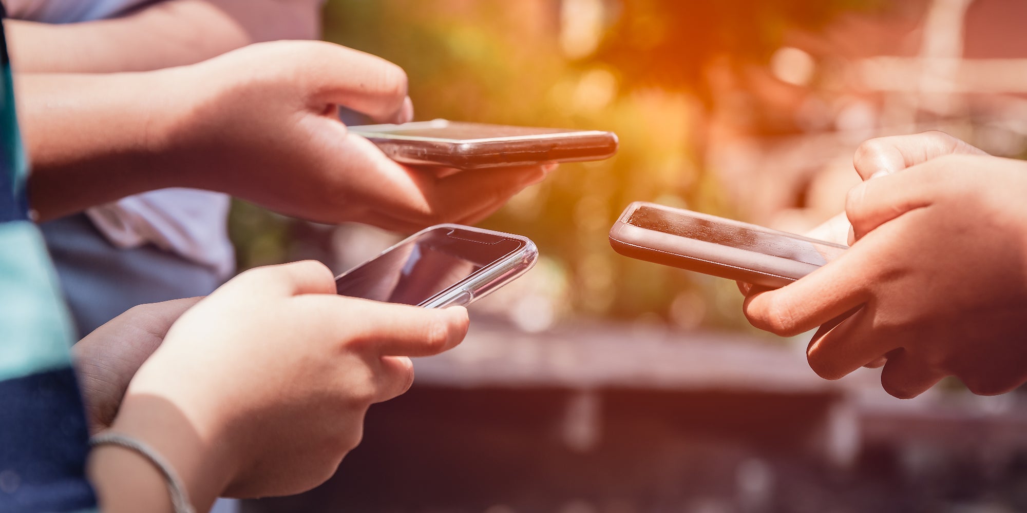 Le rayon des smartphones entrée de gamme va bientôt connaître une petite révolution...