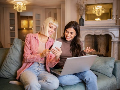 Offre spéciale moins de 26 ans : les frais d'ouverture de service sont offerts sur la Box 5G SFR