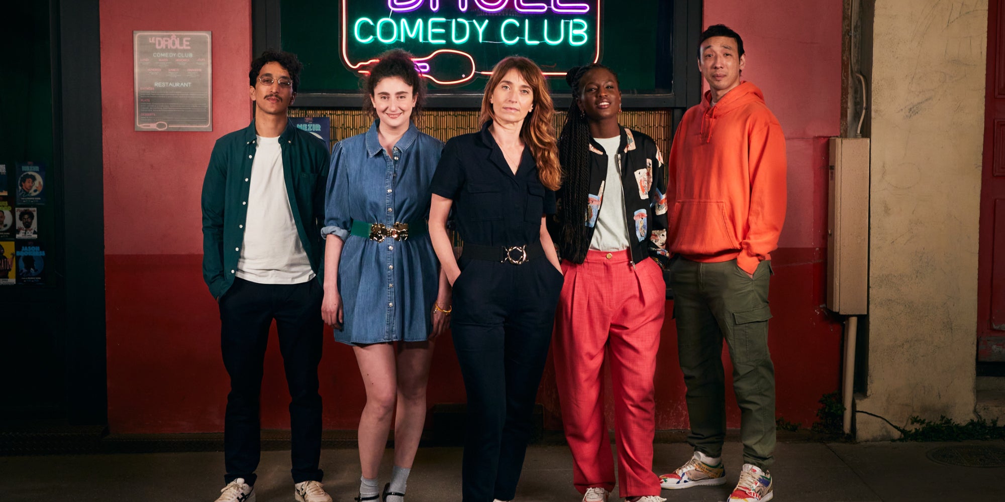 Drôle, la série qui explore le métier d'humoriste à travers la jeune génération 