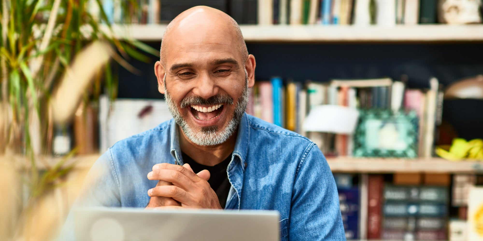 Participez au jeu-concours de SFR et tentez de gagner un PC et une tablette !