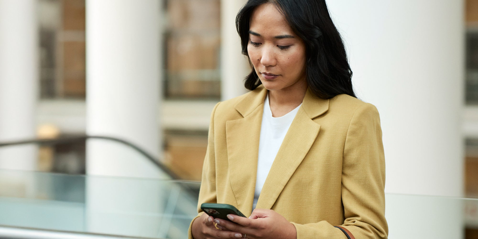 Voici ce qu'il faut savoir de la nouvelle arnaque qui touche actuellement WhatsApp.