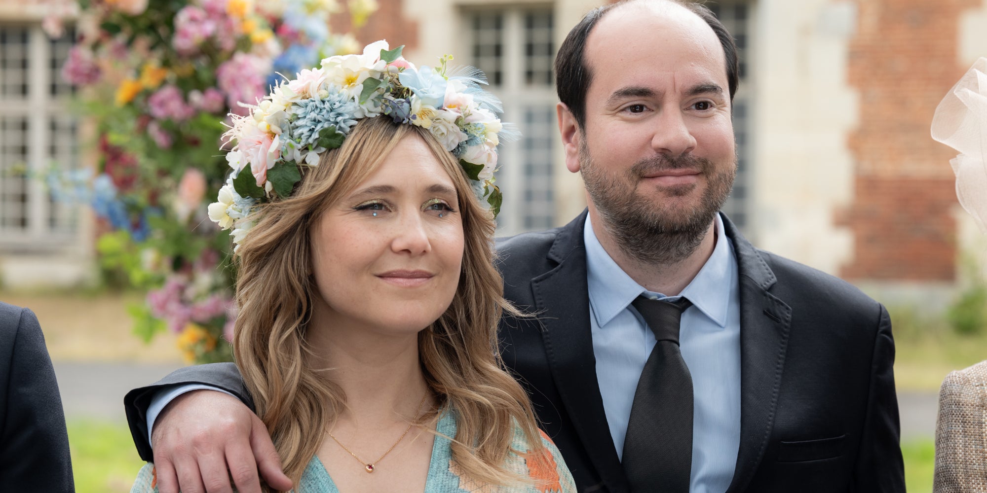 Treize ans plus tard, retrouvez Kyan Khojandi et Bérangère Krief dans la saison 2 de ''Bref.'' disponible sur Disney+.