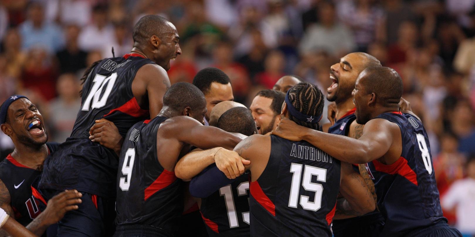 Revivez un des plus grands moments de la Team USA aux Jeux olympiques avec la Redeem Team.