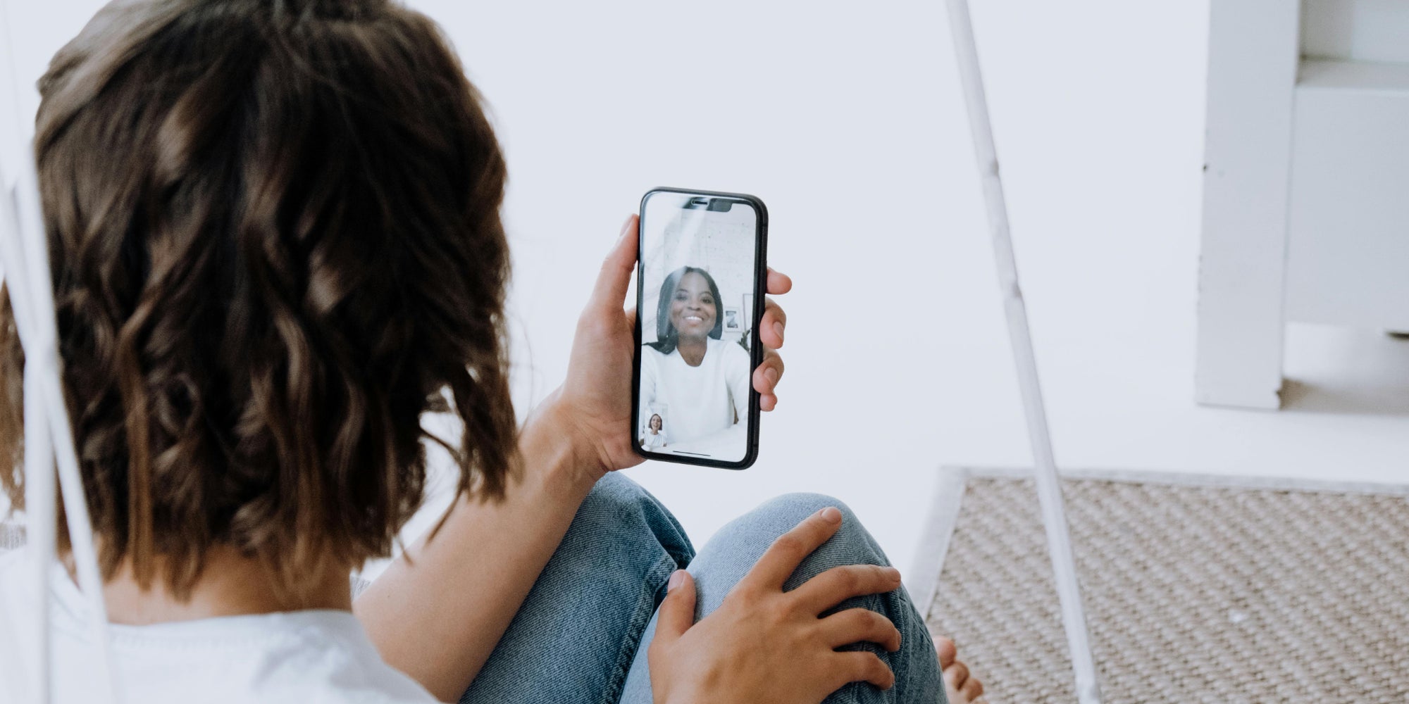 Découvrez comment activez les sous-titres pendant vos appels FaceTime ! 