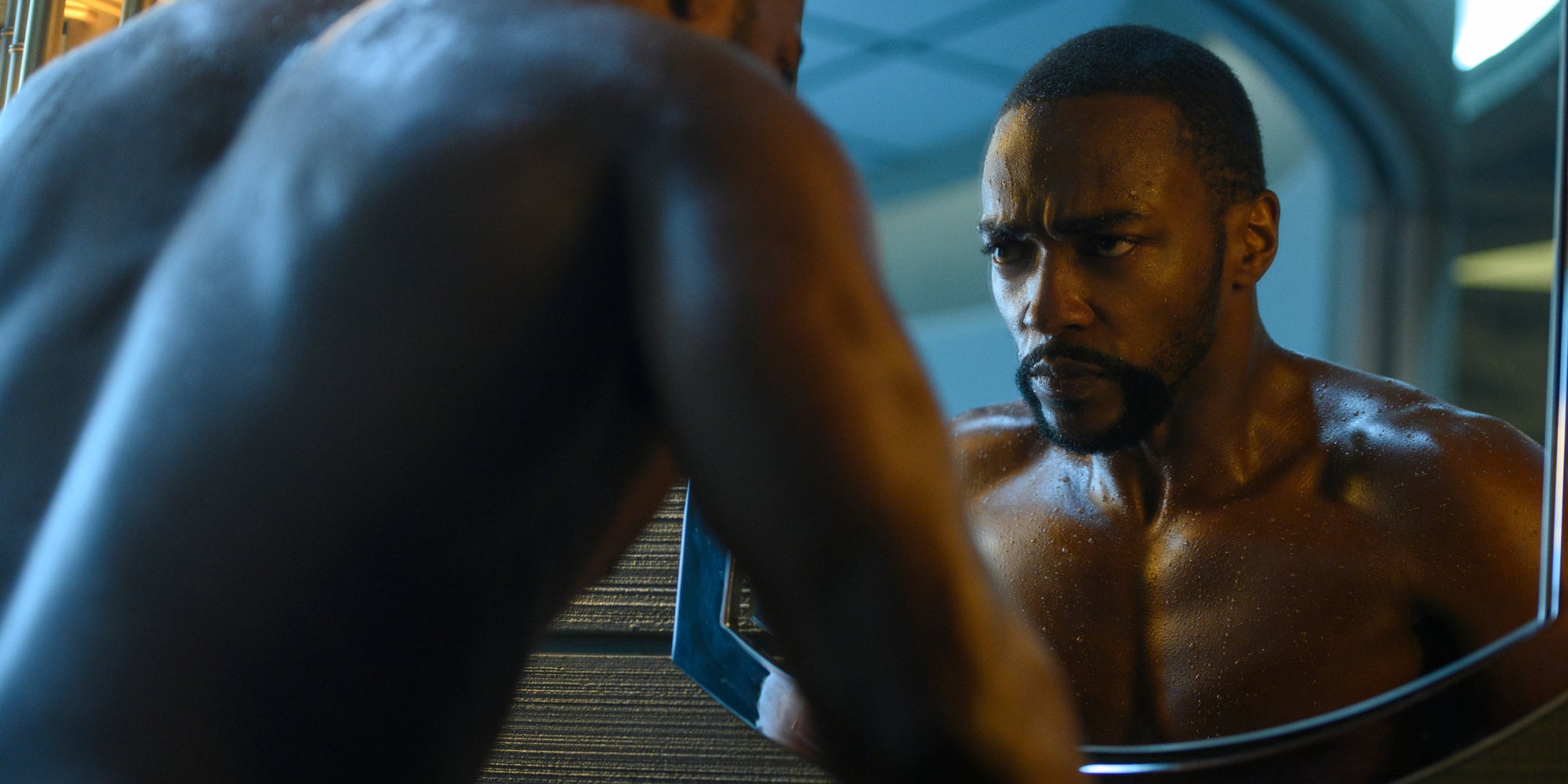 Anthony Mackie, star de la saison 2 d'Altered Carbon sur Netflix.