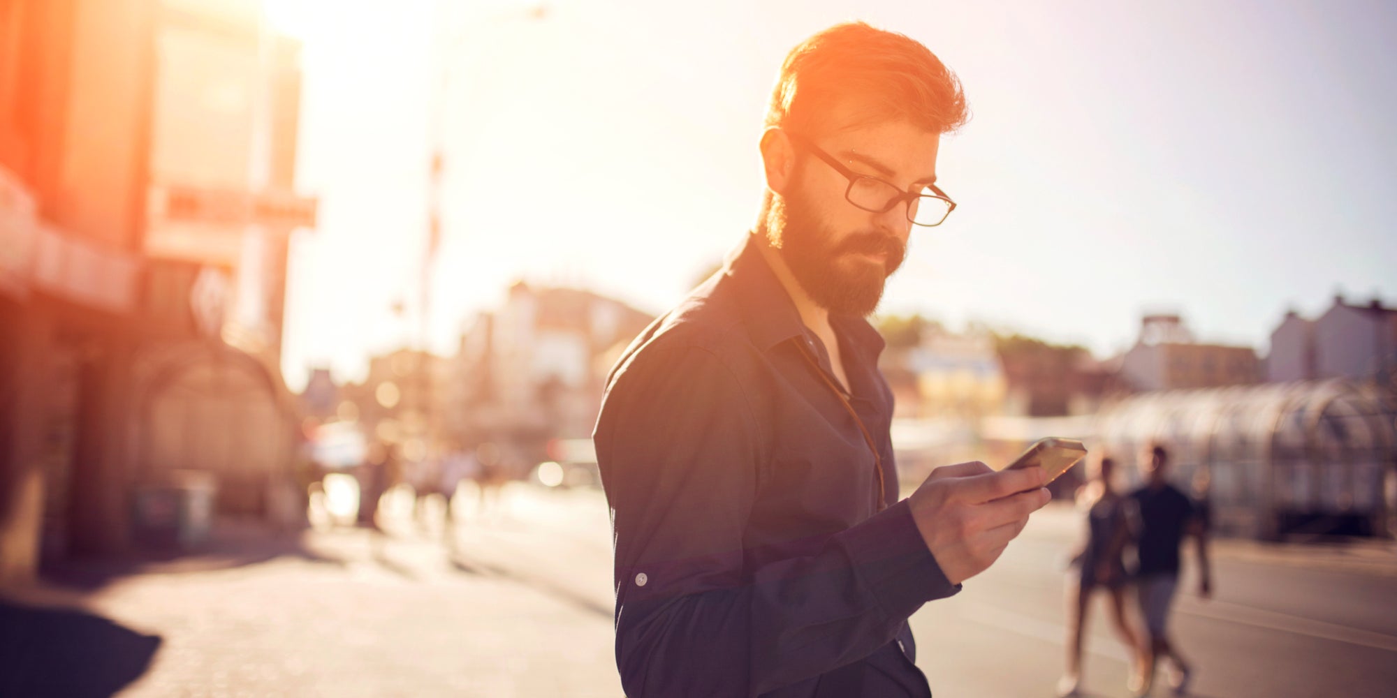 Le nouveau forfait SFR avec 50 gigas de données mobiles, juste ce qu'il faut pour profiter d'Internet à tout moment sur son smartphone.