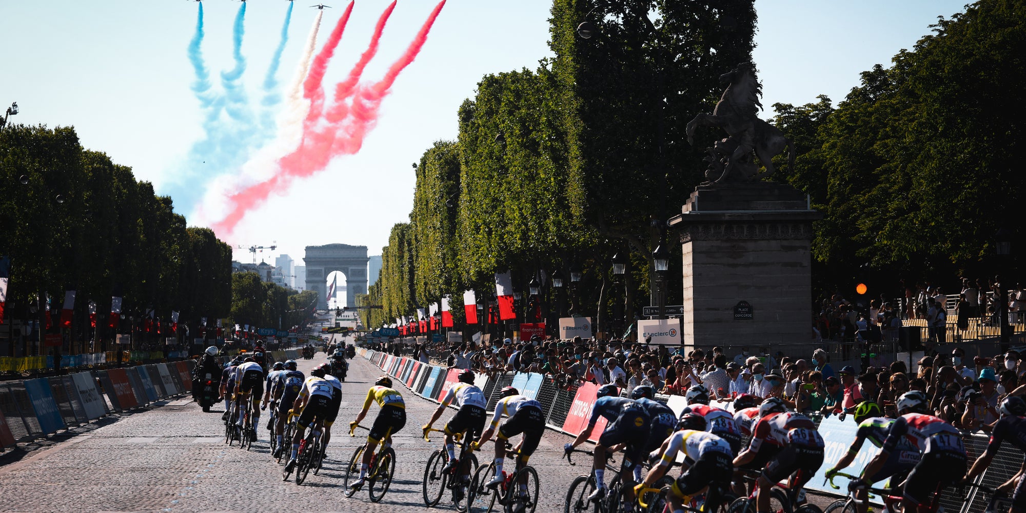 La 21e et dernière étape du Tour de France 2021, avec le sprint final sur les Champs-Élysées, le 18 juillet 2021