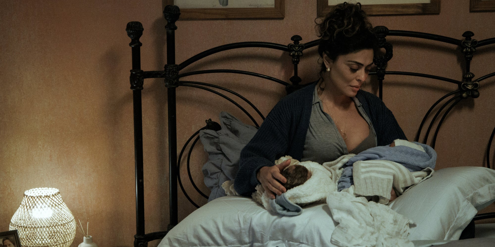  Juliana Paes incarne Liana dans la nouvelle série Netflix "Les morceaux de notre vie" (Pedaço de Mim en version originale). 