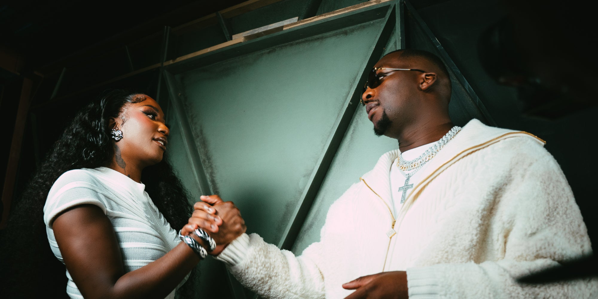 Aya Nakamura et SDM dans la saison 3 de ''Nouvelle École'', à voir sur Netflix.