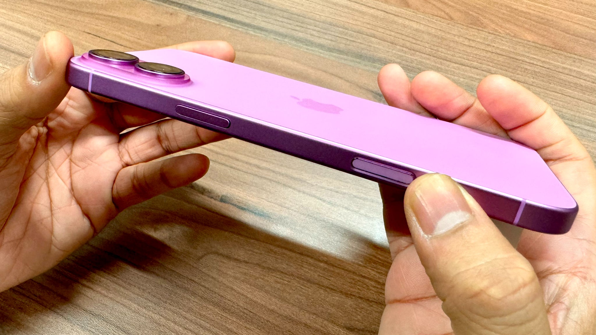 Le fameux bouton ''Action'' de l'iPhone 16 Plus. Le fameux bouton ''Action'' de l'iPhone 16 Plus.