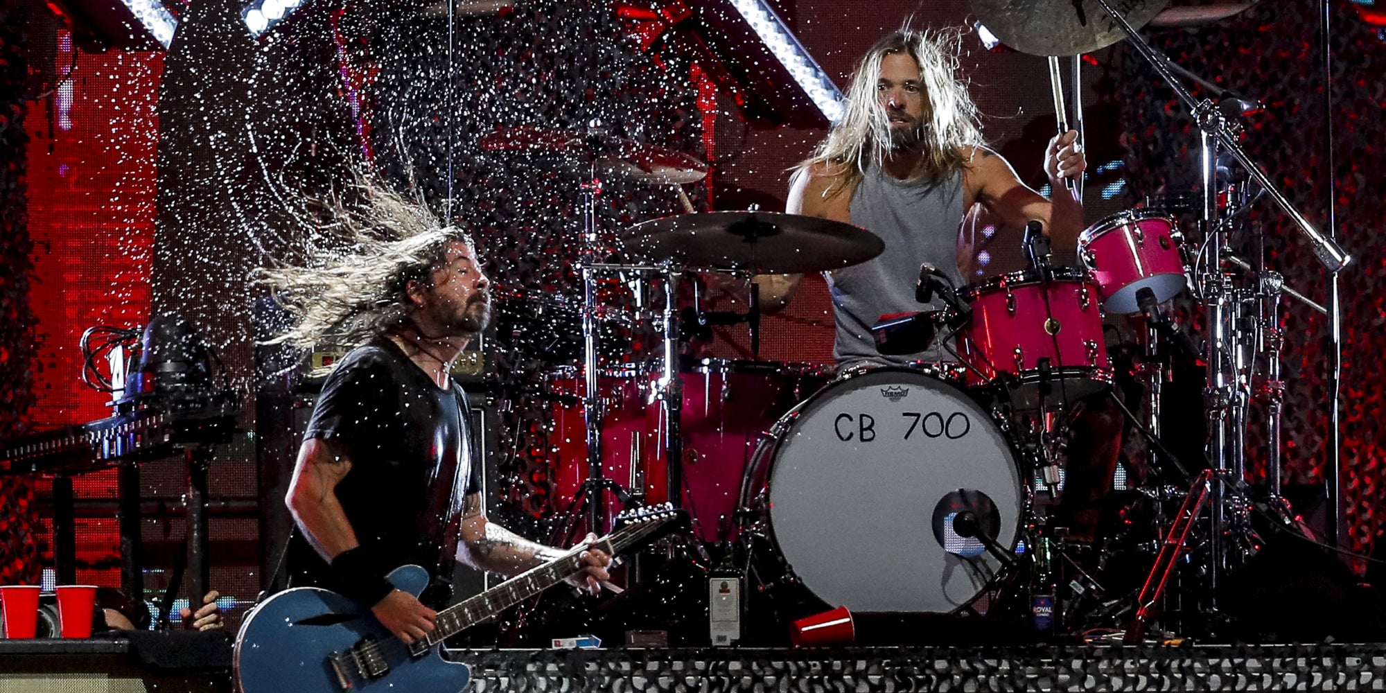 Dave Grohl et Taylor Hawkins lors du concert des Foo Fighters à Santiago du Chili, le 19 mars 2022