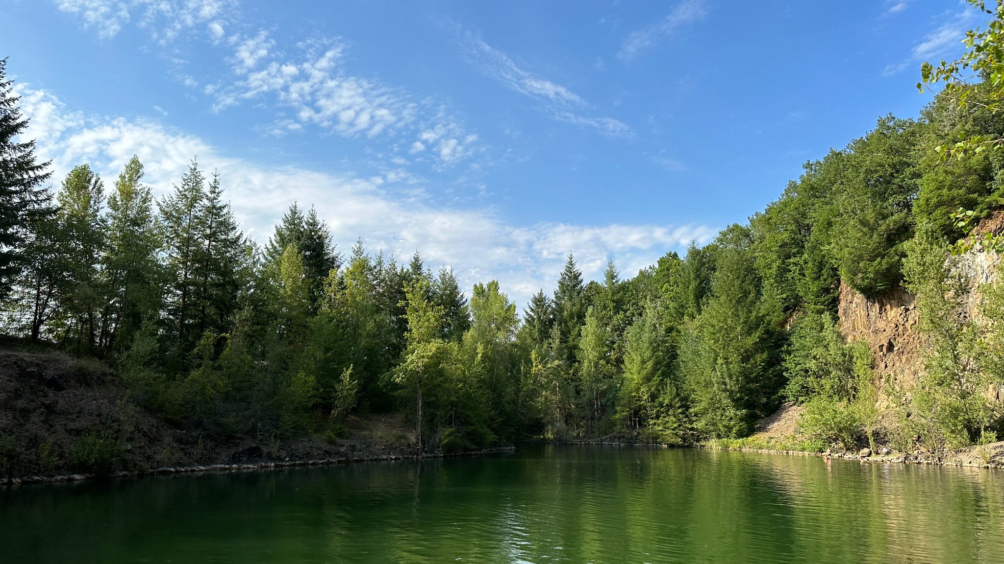 Capturer toute l'intensité d'un paysage verdoyant devient un jeu d'enfant avec l'iPhone 14 Pro