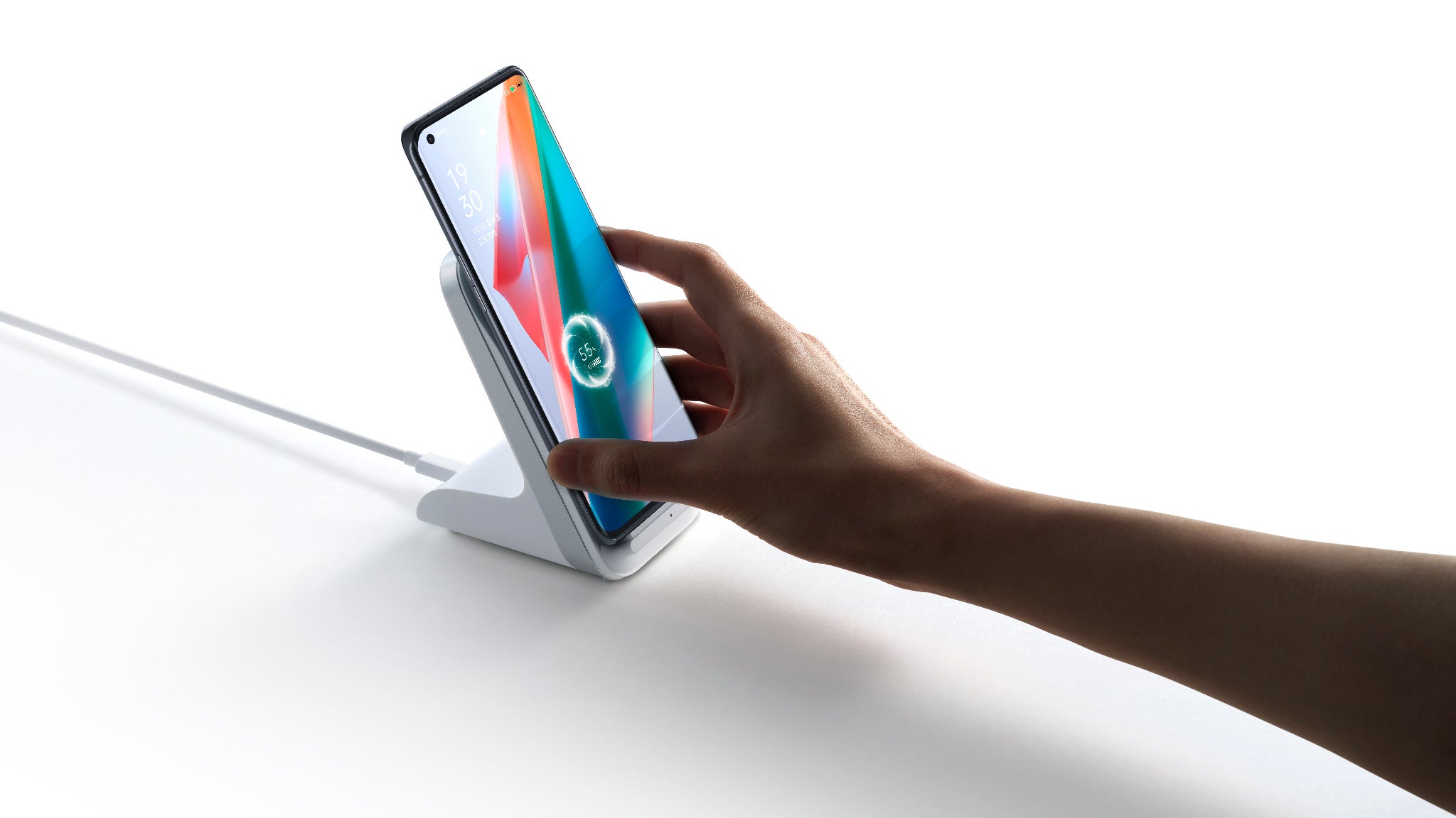 Le Find X3 Pro peut passer de 0 à 100% de batterie en moins de 30 minutes selon certains test