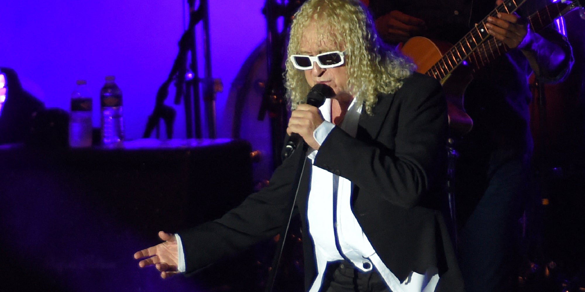 Michel Polnareff sur scène lors de la 23e édition du festival Cognac Blues Passion, à Cognac, le 9 juillet 2016.