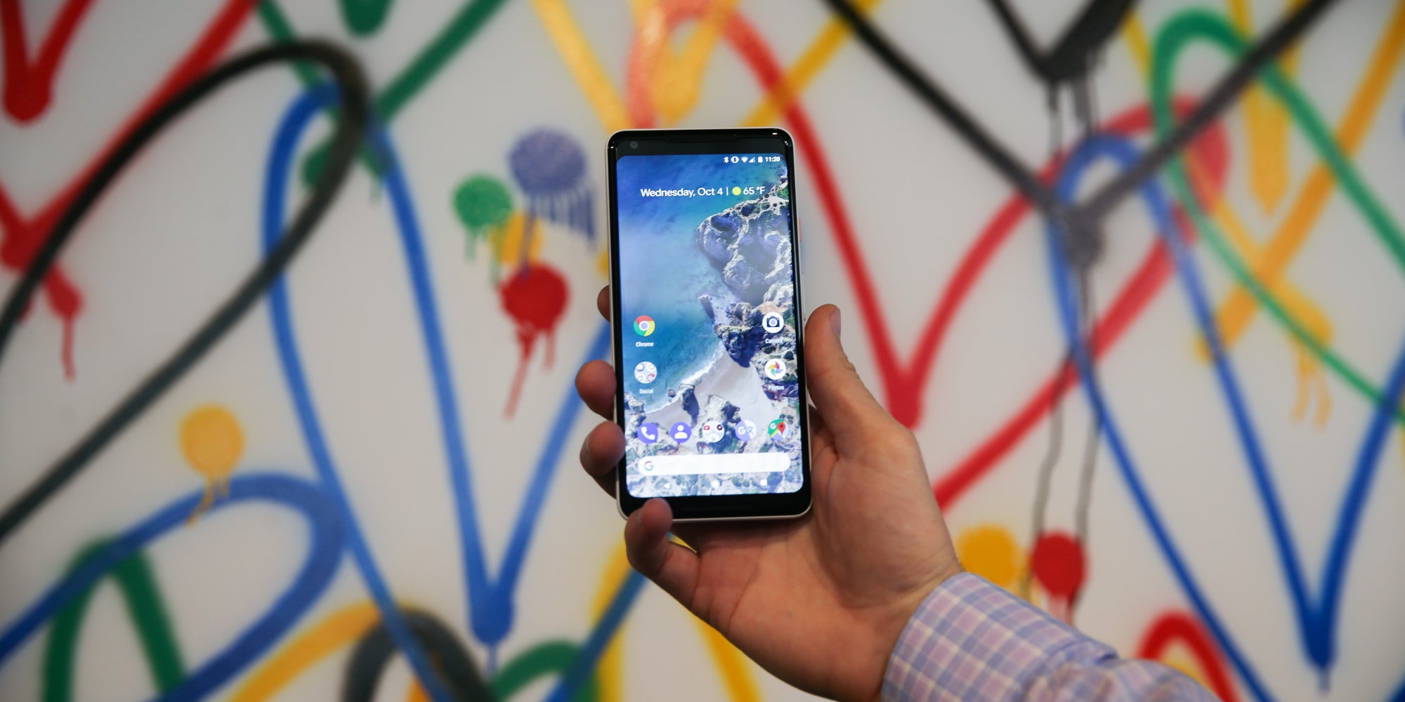 Le Google Pixel 2 XL lors de son lancement,e l 4 octobre 2017 à San Francisco