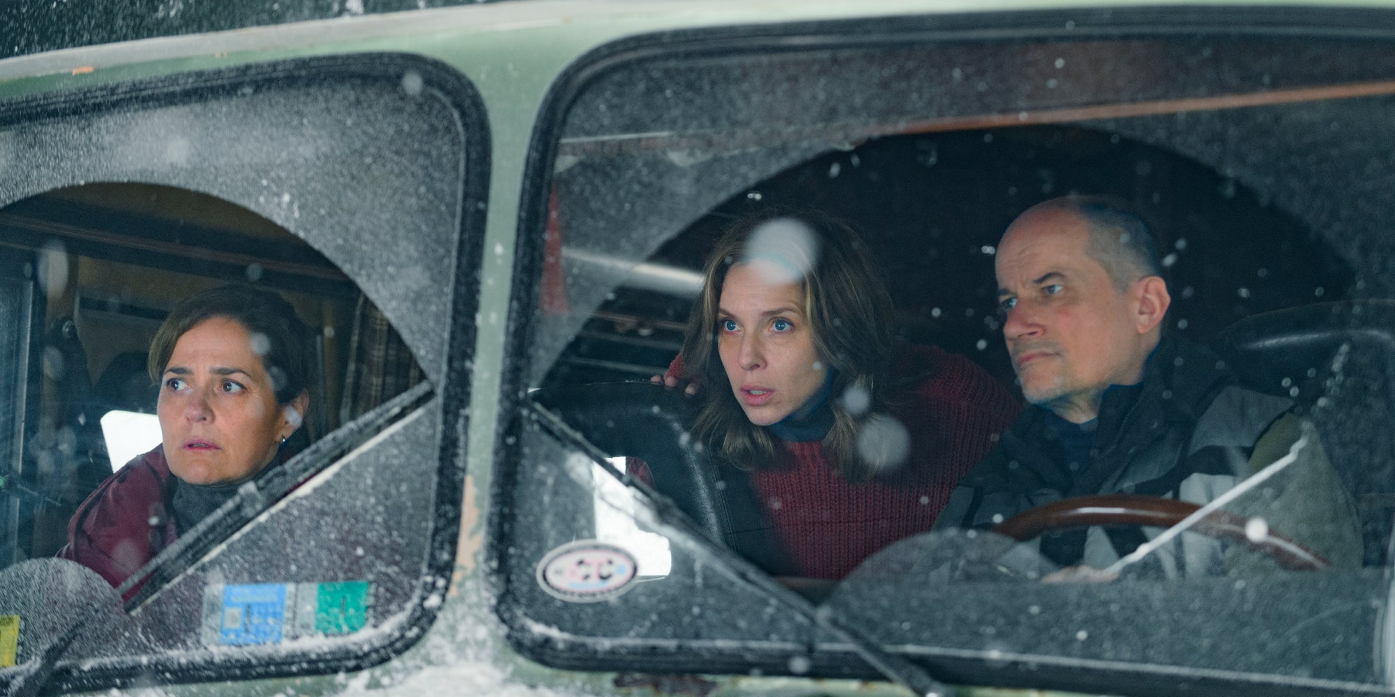 Andrea Pietra, Carla Peterson, Marcelo Subiotto dans la série Netflix "L'Éternaute".