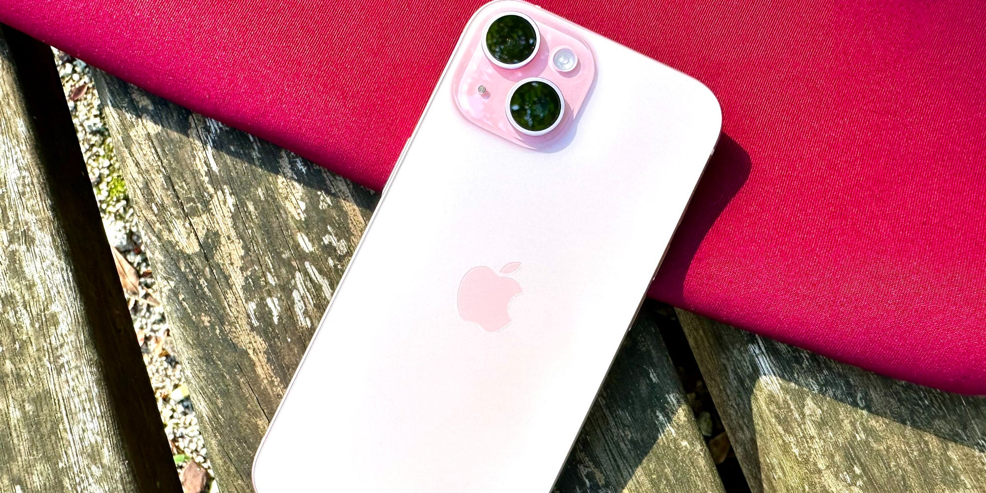 Profitez de l'iPhone 15 à prix fou chez SFR !