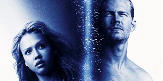 Jessica Alba et Paul Walker partagent l'affiche de "Bleu d'enfer".