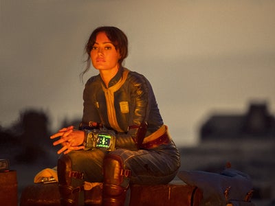 Fallout : quels sont les liens entre la série et les jeux vidéo ?