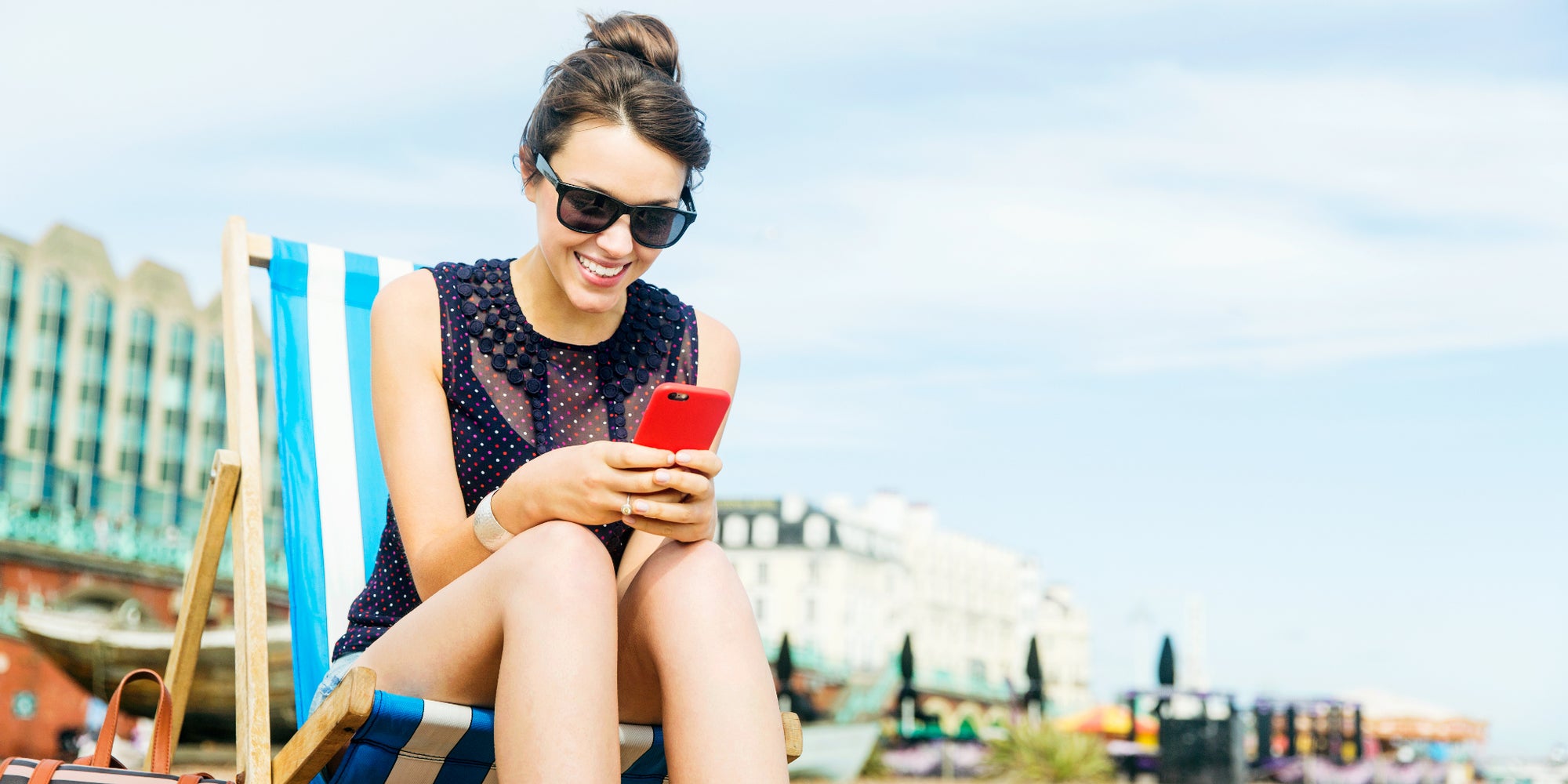 Préparez sereinement vos vacances avec l'option SFR Voyage. 