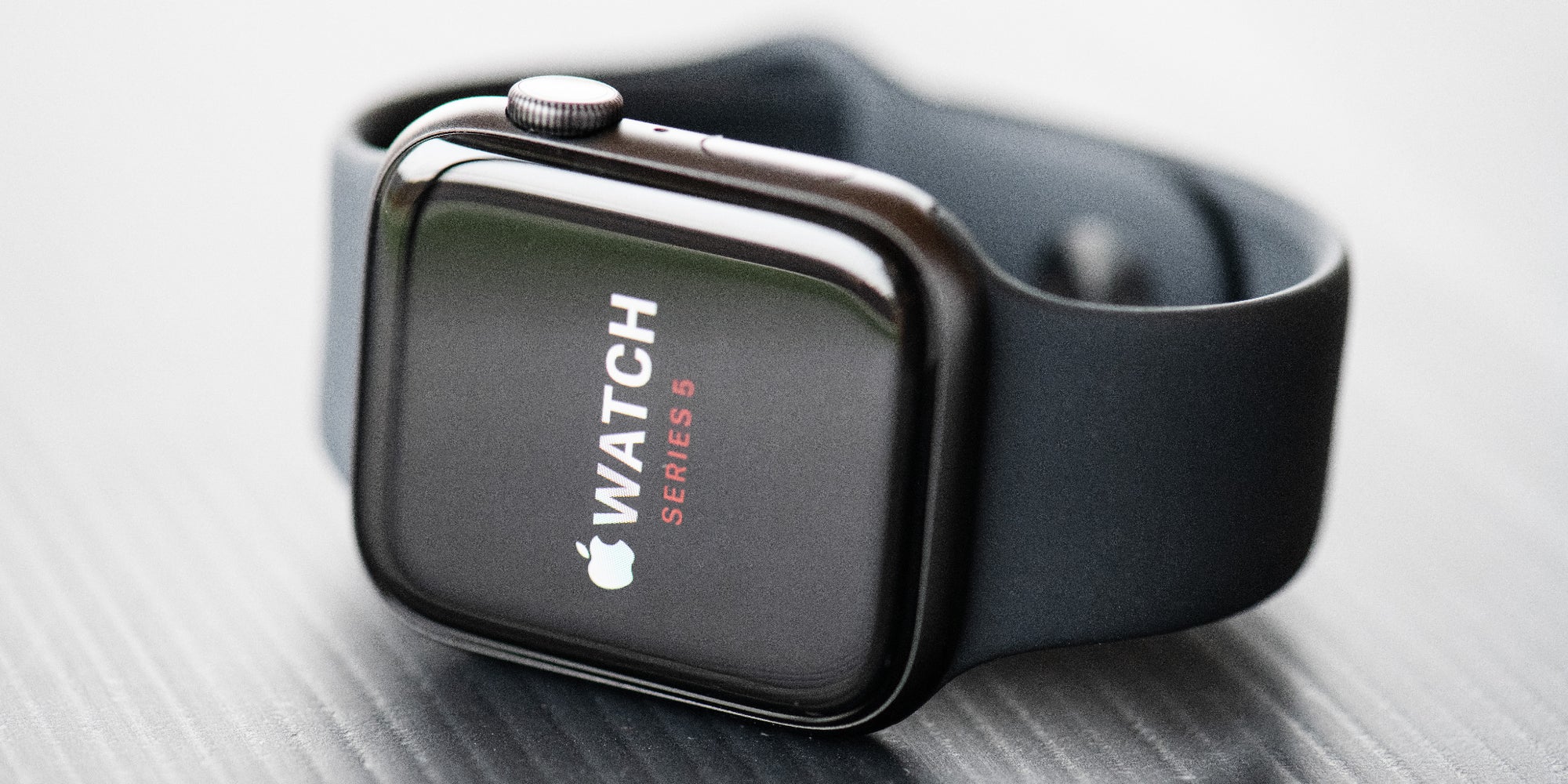 L'Apple Watch Series 5 fait actuellement l'objet d'une belle promotion chez SFR...