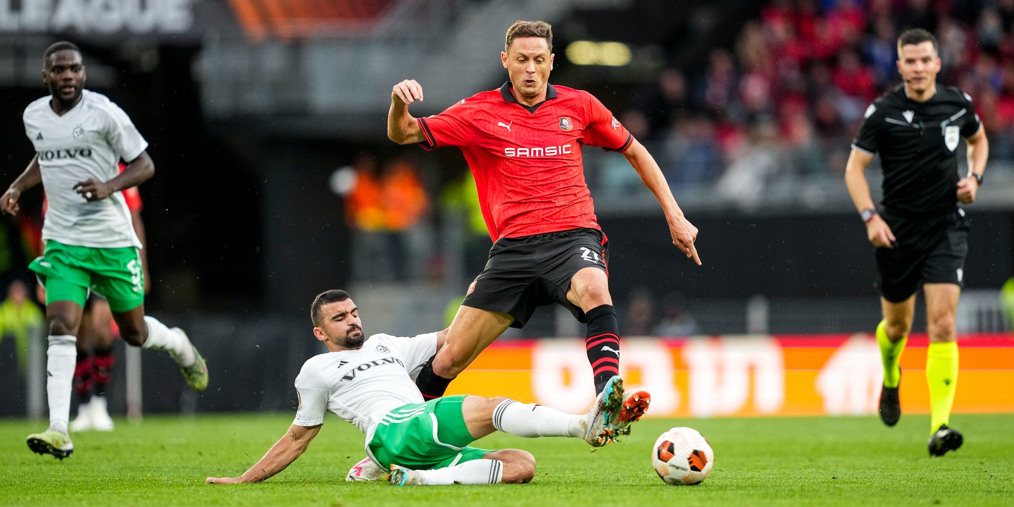 Le vétéran Nemanja Matić lors du match entre le Stade Rennais et le Maccabi en Ligue Europa, le 21 septembre 2023 au Roazhon Park de Rennes.