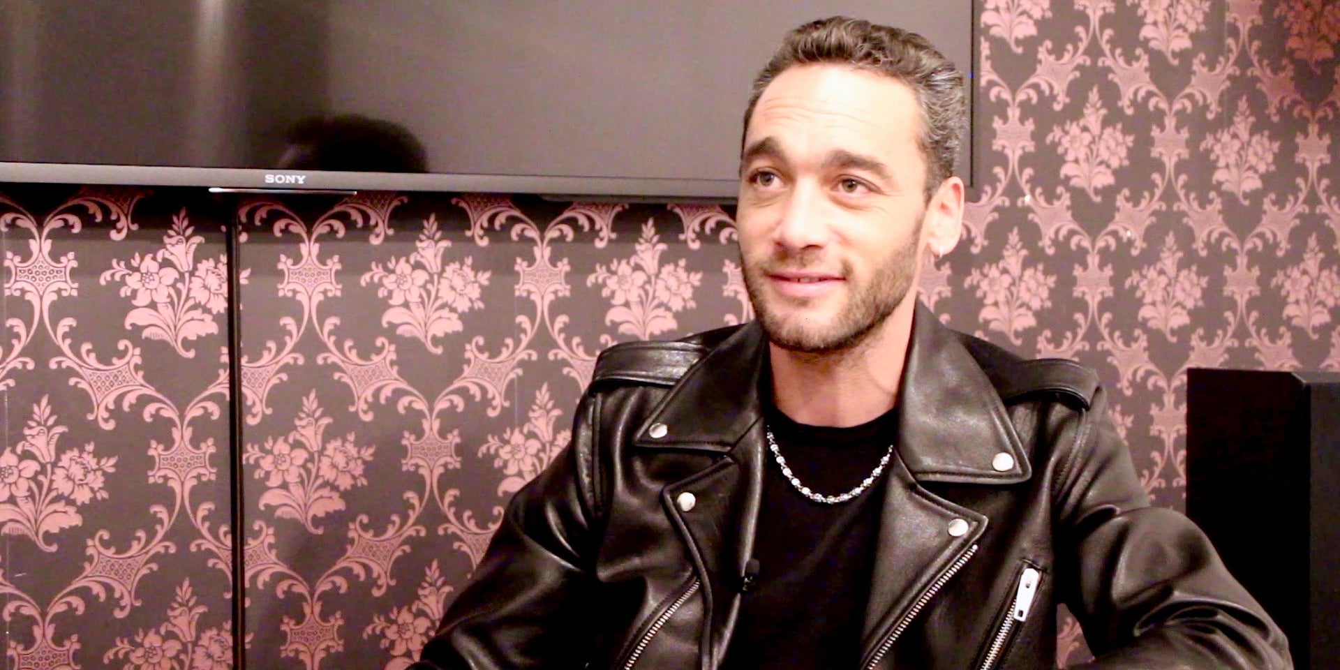 À l'occasion de la sortie de son nouvel album, SFR Actus est partie à la rencontre de Jean-Baptiste Guégan.