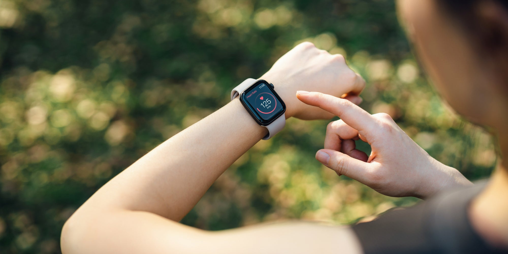 En détectant un rythme cardiaque anormal, l’Apple Watch Series 10 a permis à une femme souffrant d’un cancer d’être prise en charge.
