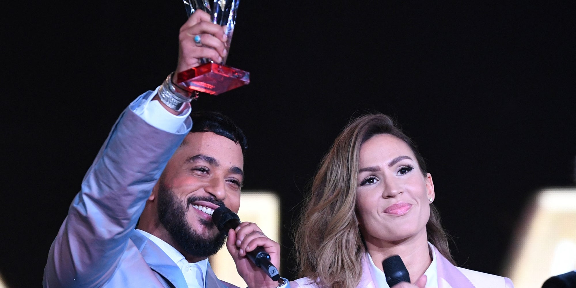 Vitaa et Slimane lors de leur victoire à la 35e cérémonie des Victoires de la musique