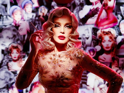 Arielle Dombasle sort son nouveau single et répond à un grand mystère