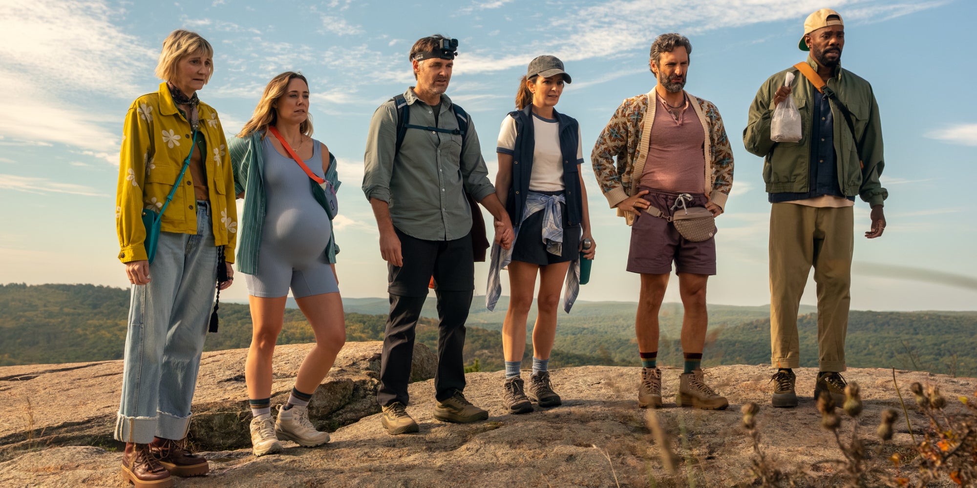 Kerri Kenney-Silver, Erika Henningsen, Will Forte, Tina Fey, Marco Calvani et Colman Domingo dans la saison 2 de la série "Les Quatre Saisons".