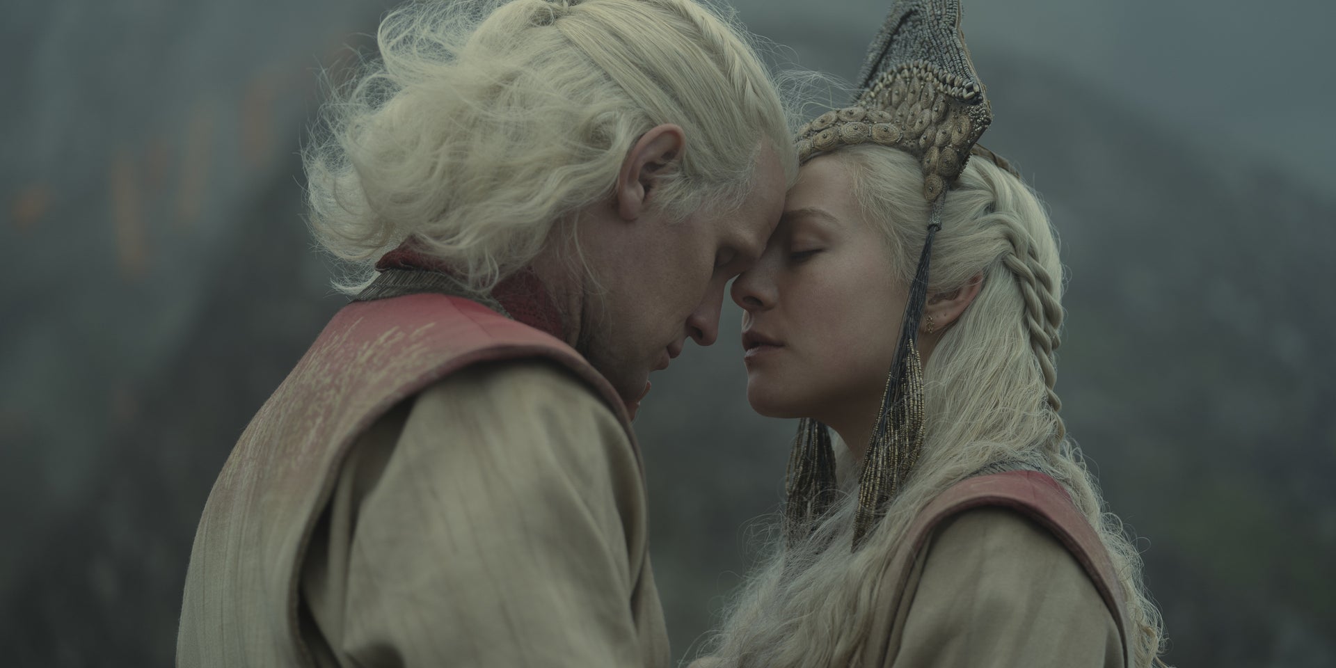 Daemon (Matt Smith) et Rhaenyra (Emma d'Arcy) dans la première saison de "House of the Dragon". 