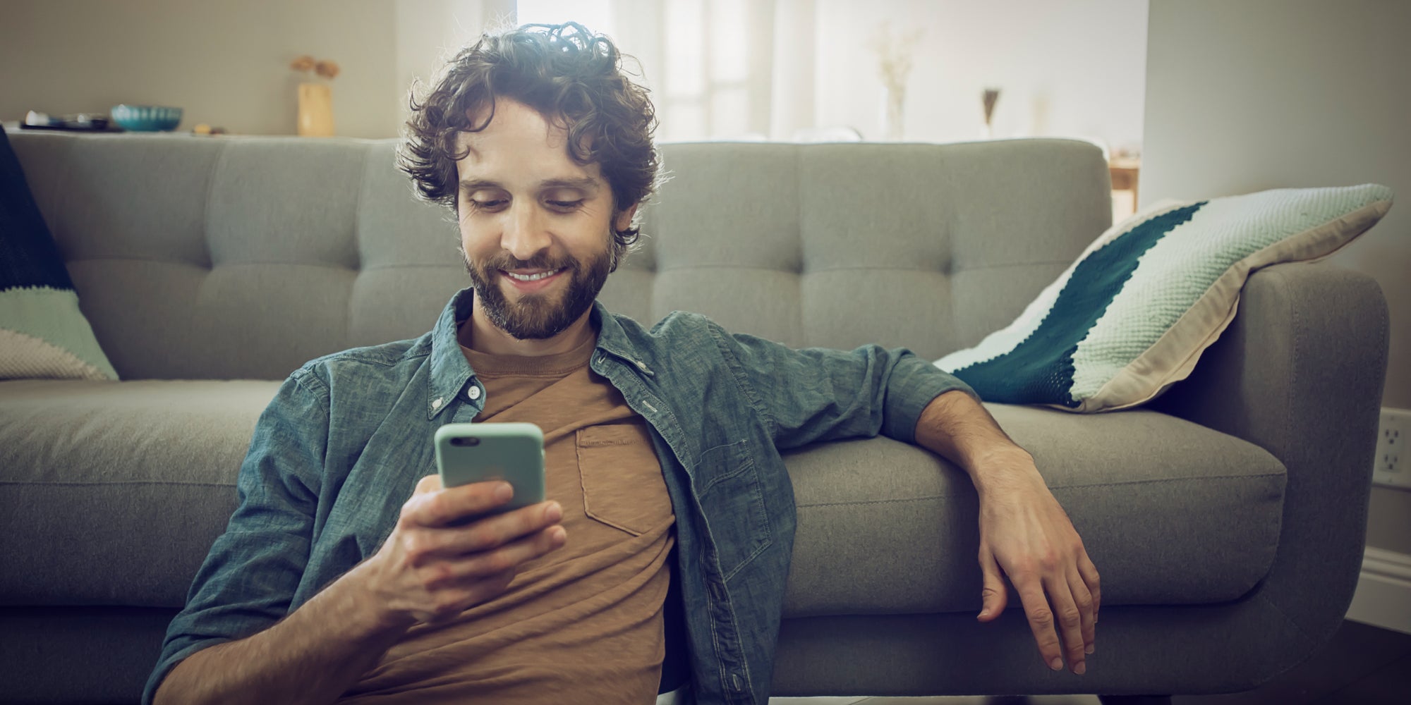 Depuis le 1er janvier 2023, les démarcheurs ne peuvent plus vous joindre depuis un numéro mobile commençant par 06 ou 07.