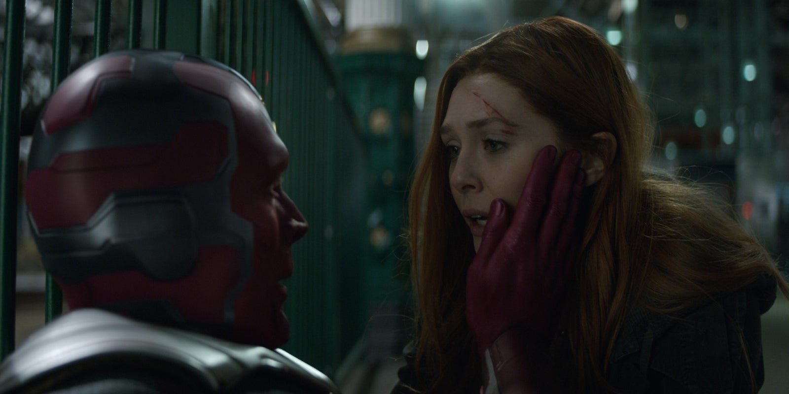 Wanda et Vision, ici dans le film "Avengers : Infinity War," vont avoir leur propre série sur Disney+.