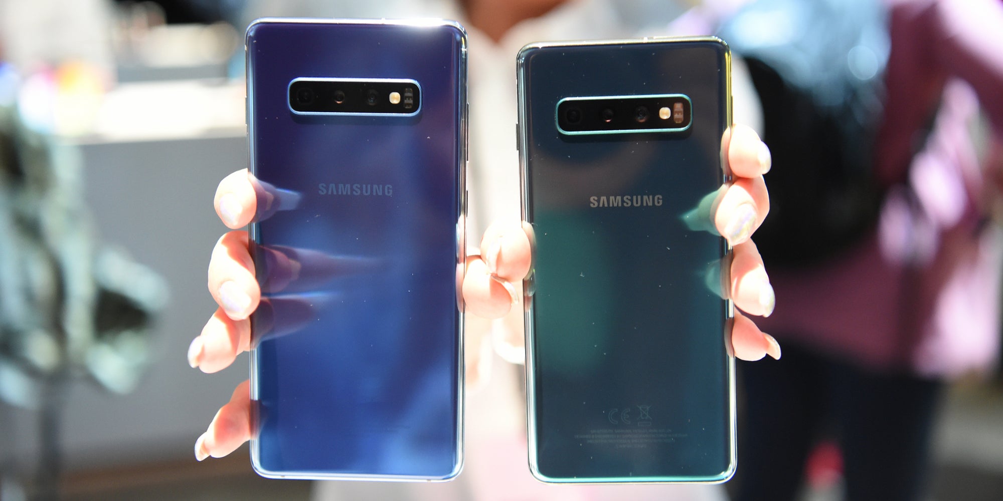Les smartphones Galaxy S10+ (à gauche) et Galaxy S10 (à droite) de Samsung, présentés à San Francisco, le 20 février 2019.