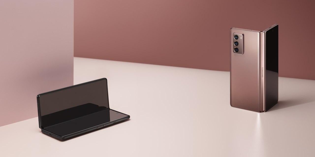 Le voici, le voilà : le tant attendu Samsung Galaxy Z Fold 2 est arrivé !