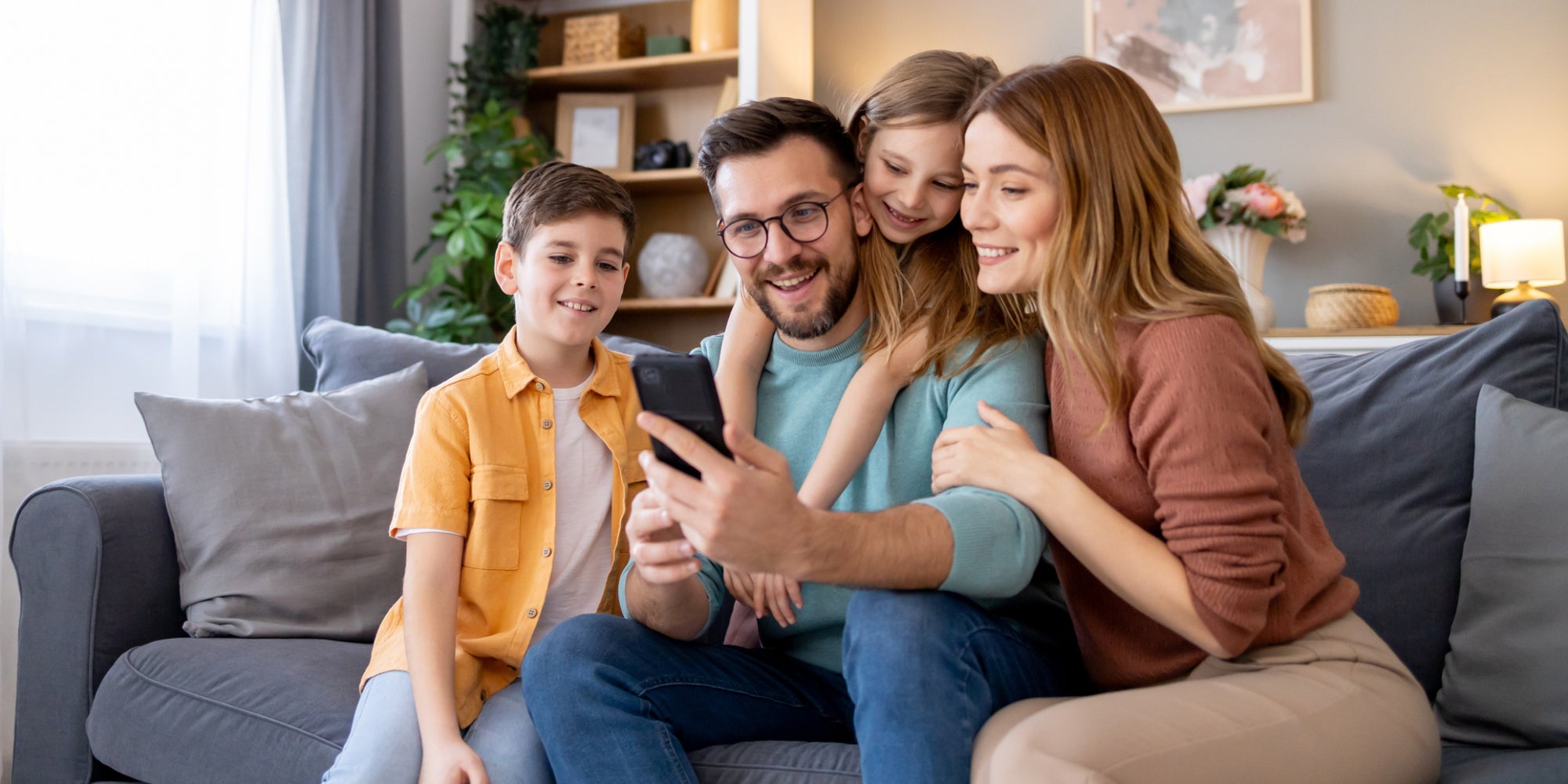 Avec l'arrivée d'Apple Intelligence, les parents pourront mieux contrôler l'accès au numérique de leurs enfants.