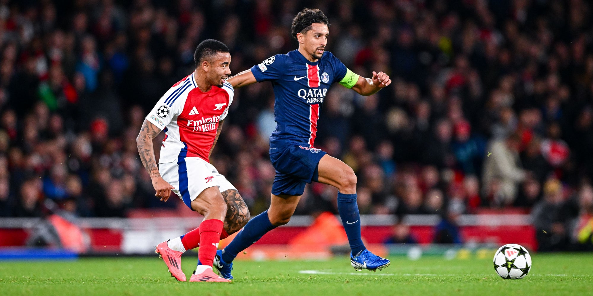 Le capitaine Marquinhos en action lors du match Arsenal-PSG, le 1er octobre 2024 à l'Emirates (Londres).