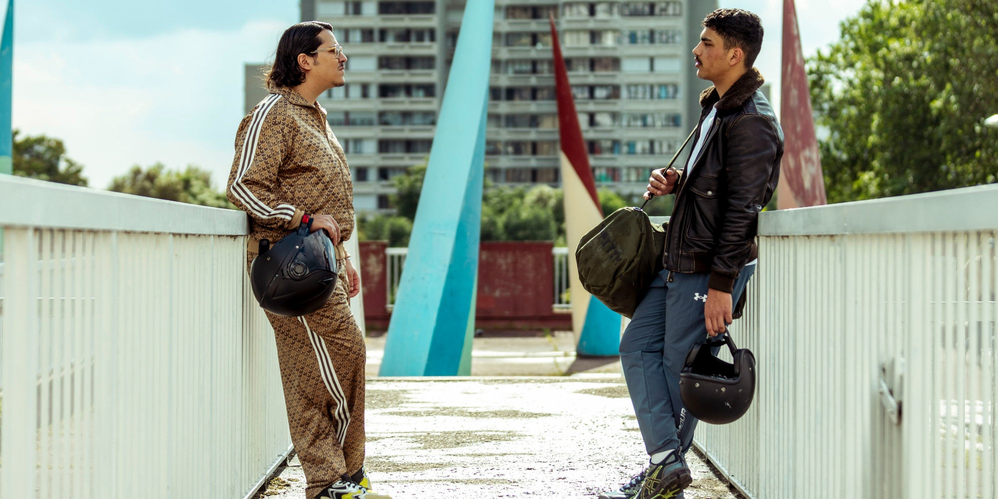 Brahim Bouhlel (Brahim) et Delil Ozhan (Zak Adwan) dans la saison 3 de "Validé".
