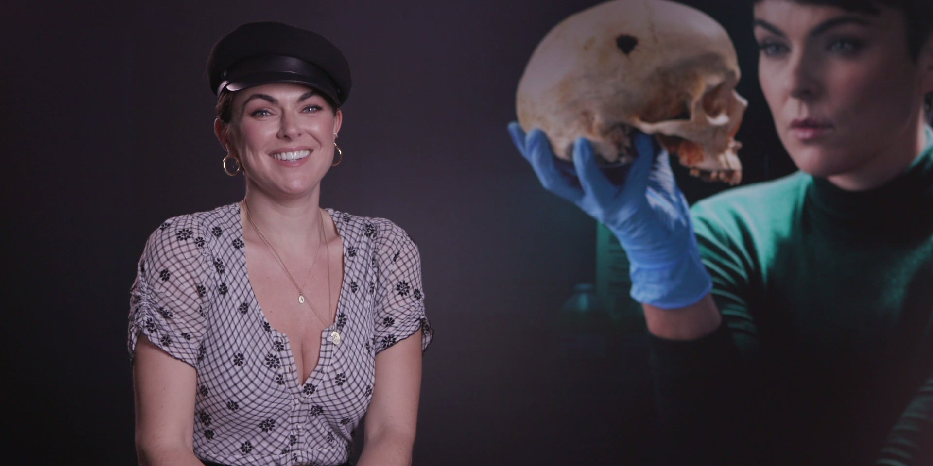 Serinda Swan, star de la série Coroner sur 13ème RUE.